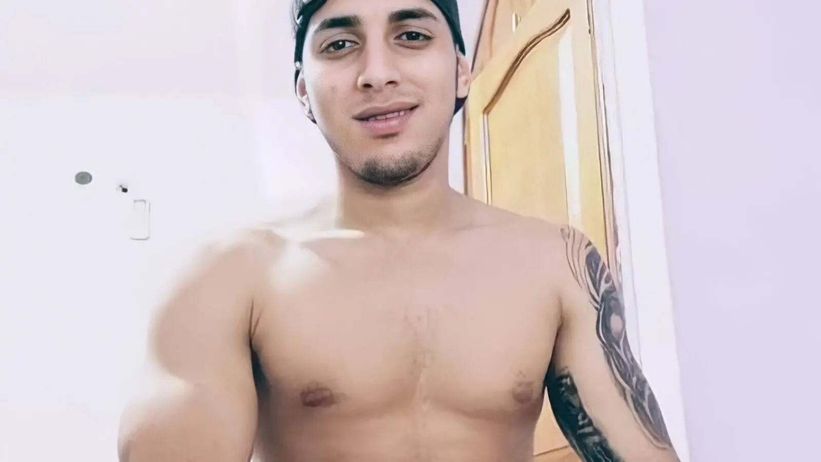 Record Nude JustinSalas