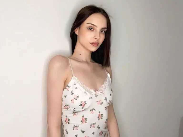 Record Nude VireyaVell